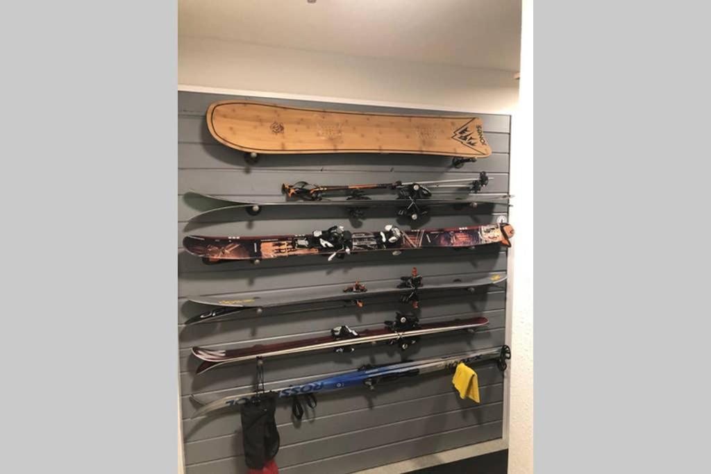 Mountain Edge Ski-In Ski-Out Condo 킴벌리 외부 사진